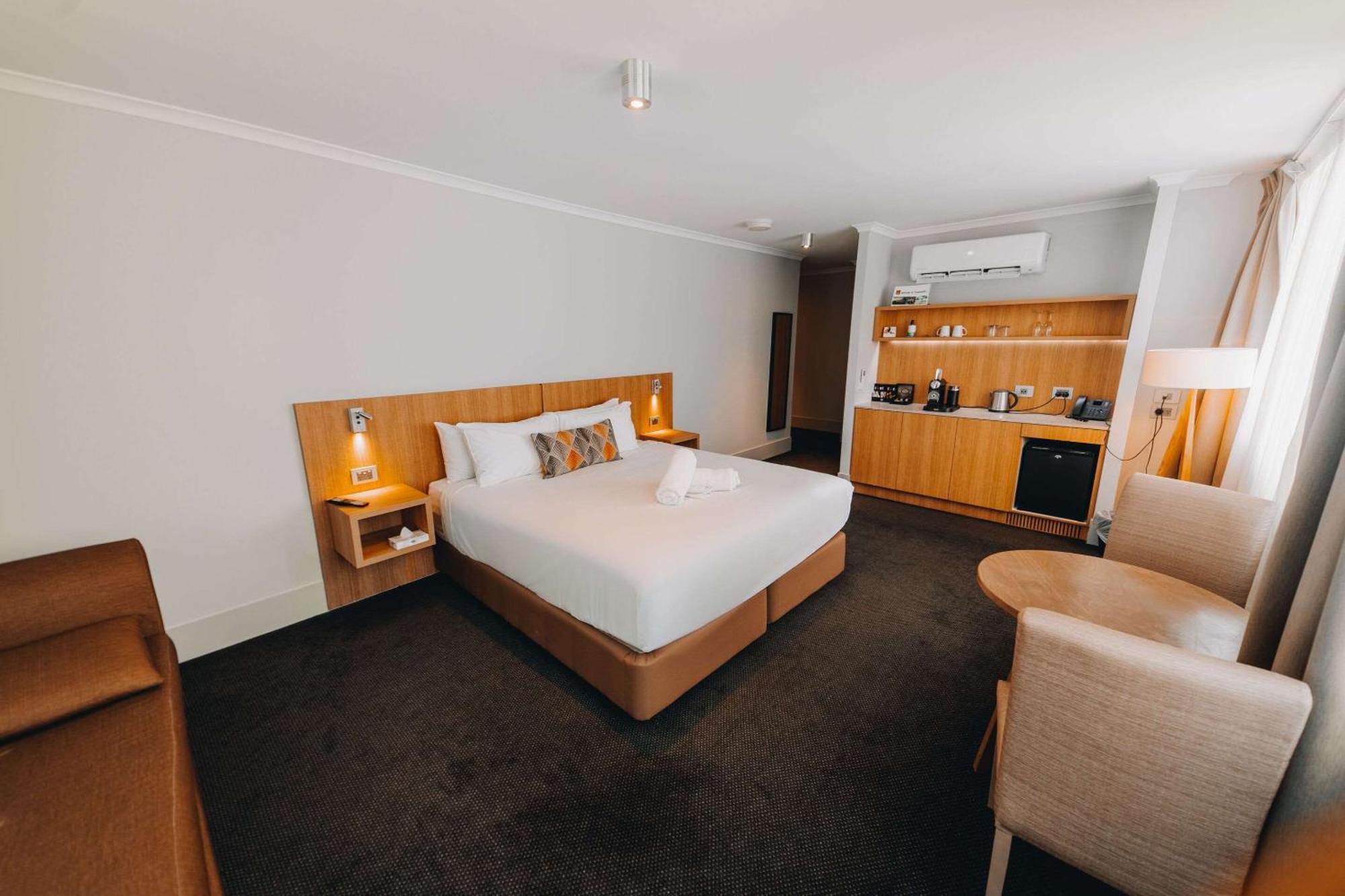 แคลเรียน โฮเต็ล ทาวส์วิลล์ Motel ทาวน์วิล ภายนอก รูปภาพ